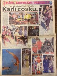 HAFTASONU GAZETESİ DOĞUM GÜNÜ HEDİYESİ - 31 ARALIK 1990 - 4 SAYFADIR -Nalan Coşar-Metin Coşar-Sevil Coşar-Naim Arnas-Güler Arnas-Nilgün Benek-Gülşah Alkoçlar-Neslişah Alkoçlar-Beliz Akman-Niyazi Sönmezler-Şükrü Çakır-Sibel Çakır-Ergun Gürsoy-Ayşe Gürsoy-Azade Balkaner-Tanju Moltay-Hacı Coşkun-Betül Eminoğlu-Nino Erel-Christine Sarfati-Sandra Beldi-Cemal Salati-Selin Edes-Semra Edes-Nil Duran-Aksel Fıraz-Zeynep Erez-Zeynep Fadıllıoğlu-Osman Çarmıklı-Zeynep Çarmıklı-Melahat Duru-Yusuf Duru-Benta Şen-Ali Şen-Ayşen Atabek-Mustafa Ertürk-Esra Tengiz-Meral Kazma-Koray Eratay-Zeynep Gül-Tarkan Sarıer-Serap Sarıer-Metin Sarıer-Birfen Doğana-Kurt Merter-Hasmet Topçuoğlu-Yasemin Topçuoğlu-Nuyan Bonravi-Hakan Gençler-Özlem Önal-Emin Şahinoğlu-Ayşegül Akmen-Deniz Önger-Cumhur Önger-Dilek Toner-Tarık Akan-Türkan Şoray-Müjgan Suzan-Yavuz Çetin-Hülya Koçyiğit-Yalçın Gülhan-Nurhan Yavuz-Yağmur Celişoğlu-Mehtap Meral-Murat Soydan-Hülya Meral-Gülsen Tuncer-Müzeyyen Hanım-Salim Derya  Kim nerede nasıl-Ka - İdil Koleksiyon