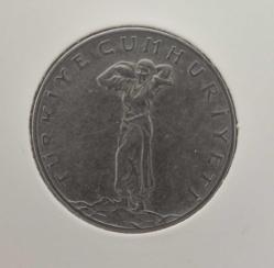 25 KURUŞ 1961