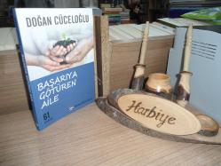 BAŞARIYA GÖTÜREN AİLE