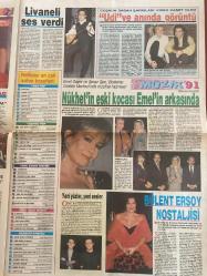 HAFTASONU GAZETESİ DOĞUM GÜNÜ HEDİYESİ - 15 KASIM 1991 - SAYI: 46 - 8 SAYFADIR -Muazzez Ersoy-Yıldırım Bekçi-Yeşim Salkım-Pınar Eliçe-Ahmet Karaman-Nurdan Torun-Ahu Tuğba-Melike Demirağ-Mehmet Kuşan-Ali Sayar-Canan Mutluer-Hülya Avşar-Fedon-Hayko-Müjde Ar-Gönül Yazar-Nigar Uluer-Ayten Gökçer-Naciye Sancak-Meral Konrat-Mesude Zihni Okyay-Cüneyt Kurt-Sirap Özöğlen-Murat Paşalı-Saadet Şenel-Feryal Yurdaer-Ceylan Yurdaer-Lale De Marchi-Leyla Aktay-Nermin Gölgeç-Sadık Gölgeç-Banu Yaşar-Servran Yaşar-Demir Karos-Nalan Ak-Oğuz Atay-Sıyket Çileli-Bennu Sınay-Müge Karakanbaz-Nurhan Musaoğlu-Aşkın Budak-Beral Demiray-Levent Ergin-Biles Yalçın-Arzu Akçaylı-Nilüfer Mustecapoğlu-Funda Sönmez-Berna Başaran-Mahir Edali-Layis Toru-Sükran Atılgan-Serhan Yaşar-Mine Turgay-Leman Şahin-Mert Şahin-Evren Roydaş-Ali Met-Rüya Kıvrak-Rıfat Balcı-Suna Çetin-Leyla Altan-Nico Maksemin-Yılmaz Sanlı-Neyla Sanlı-Figen Mirkelam-Bülent Bilir-Turgay Erkin-Engin Erkin-Nursan Göknel-Ebru Göknel-Alev Özsezgin-Gülay Dolu-F