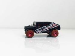Hot Wheels Am General Corp Dino Hunter - 2014 Diecast Model Araba