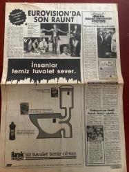 HAFTANIN SESİ GAZETESİ DOĞUM GÜNÜ HEDİYESİ - OCAK 1989 - 4 SAYFADIR -Seyyal Taner-Muhterem Nur-Faruk Tınaz-Tüdanya-Suna Özal-Birolay Şükrü-Fezal Hanım-Ferhunde Yendi-Yüksel Beksel-Şahsuvar Edis-İsmet Giritli-Muharrem Edis-İleri Yılmaz-Salih Hilton-Seren Önal-Rüyak Süreyya-Dilek Altan-Ali Sait Erenay-Murat Arıoğlu-Gülsen-Gülden Eren-Meral Çakıröy-Varol Çakıröy-Vinelli Mobilya-Gülsün Birsen-Atilla Mahir-Müjdat Gezen-Hümeyra-İlham Geli-Birsel Dökücü-Şükrü Cansızel-Talip Emiroğlu-Nihat Dalay-Arzu Bora-Sevsi Kantarık-Müge Esmercan-Küçük İskender-Ertuğrul Özkök-M. nin seks partileri-Eurovision’da son raunt-Muhterem Nur dayak yedi-Tüdanya’nın fendi Faruk Tınaz’ı yendi-Haftanın VIP’leri-Komşuluktan evliliğe-Flaş sosyete-Biz siz onlar-Realizmden romantizme dönüş-Boğaz’ın son hüneri-Amarcord-Tenis’in faydasını gördüler-M. nin seks partileri-Sevsi’ni kim dövdü-Uyduruk nikah-Burcunuz ve siz