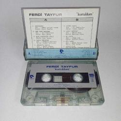 Kaset Ferdi Tayfur kurtuldum albümü. Dönem Kağıt Baskı. Kaset, kartonet, kayıt orijinal ve tertemizdir.