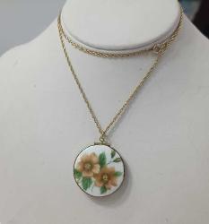 Retro Altın Kaplama Guilloche Mineli Locket Resimlik Kolye