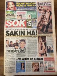 ŞOK GAZETESİ DOĞUM GÜNÜ HEDİYESİ - 8 ŞUBAT 2004 - TAM TAKIM 12 SAYFADIR -Nicolas Anelka-Hıncal Uluç-Recep Tayyip Erdoğan-Fatih-Zanlıların itirafları-Caner-Serana Hanım-Asuman Krause-Yaşar İpek-Mahsun Kırmızıgül-Kudüs Mütüoğlu-Kudüs Mütüoğlu-Tümer Metin-Çağdaş Atan-Ribery-Hugh Grant-Dr. Nihat Dönmez-Şebnem Suna-Sennur Birses-Özlem Turunç-Fahri Turunç-Sinan Karataş-Mustafa Koç-Necmettin Erbakan-ABD Başkanı George Bush-Susilo Bambang Yudhoyono-Mustafa Küçük-Hülya Avşar-Nurgül Yeşilçay-Fatoş Seğmen-Filiz Avunduk-Kudüs Mütüoğlu-Günay İbmak Gülmeyen adam Nicolas Anelka-Hıncal Uluç’un gençlik iksiri-Sakın ha!-Pisi pisine öldü-Ve artist de oldular-Yaşar’ı kovdu-Kaplumbağa Adası’nda aşk tazeleyecekler-Sosyetedeki eğreti gelinler var-Lascia Kazası-Olmadı baştan-32 dakika oynarız-Hoş geldin Ribery-Luciano gidiyor-Kanarya izin yaptı-TS özür diledi-Sapıttım Komutanım-Sevgilisine ada alıyor-Aşk acısı öldürüyor-Hemşireler eğlencede-Engelli çocuğu gezdirdi-Yankesici otostopçu son işinde yakayı ele ver