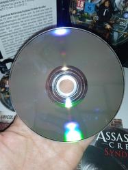 Pc oyun Assassin's Creed Syndicate Special Edition. Orijinal. 5 disk. Diskler 10 üzerinden 9.5 iyi durumda. Kodlar kullanıldı. Koleksiyonluk