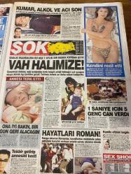 ŞOK GAZETESİ DOĞUM GÜNÜ HEDİYESİ - 5 TEMMUZ 2002 - TAM TAKIM 12 SAYFADIR -birleşmiş milletler’e göre Türkiye’de 3.700.000 AIDS’li var-Başkan Bush da usulsüzlük yapmış-Hasan Şas her yerde kral gibi karşılanıyor-Kenan doğulu aşk yarasını Başakla sarıyor-Rıfat Özbek-Kenan doğulu-Bilgin demirören-Ebru Yener-köpüklü Aşk geceleri-Julia Roberts dünya evine girdi-hayatları roman-tekbir getirip annesini kesti-annesi terk etti-kumar alkol ve acı son-manken Tuğba Özay-gurur duyarım-aslan Alex‘i bitiriyor-mete azlı-Yıldıray baştürk-Ümit Özat-Oğuz Çetin-Topsan bacılarda-Fatih Terim-Batista-Pinto-Sergen henüz hazır değil-Cordoba-okan için son söz İlhan Cavcav-kadınları etkilemek için onlara gülümseyin utanmayın üstüne gidin-bir sevgiliniz olmasa bile yazın aşk havasını solumak elinizde seksi olmak için yazlık öneriler-takılar bahane kızlar şahane-evlenmeden çocuk istiyor-Bülent Ersoy-Ali Müfit Gürtuna-Gülşen-