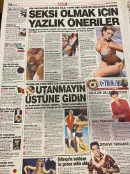 ŞOK GAZETESİ DOĞUM GÜNÜ HEDİYESİ - 5 TEMMUZ 2002 - TAM TAKIM 12 SAYFADIR -birleşmiş milletler’e göre Türkiye’de 3.700.000 AIDS’li var-Başkan Bush da usulsüzlük yapmış-Hasan Şas her yerde kral gibi karşılanıyor-Kenan doğulu aşk yarasını Başakla sarıyor-Rıfat Özbek-Kenan doğulu-Bilgin demirören-Ebru Yener-köpüklü Aşk geceleri-Julia Roberts dünya evine girdi-hayatları roman-tekbir getirip annesini kesti-annesi terk etti-kumar alkol ve acı son-manken Tuğba Özay-gurur duyarım-aslan Alex‘i bitiriyor-mete azlı-Yıldıray baştürk-Ümit Özat-Oğuz Çetin-Topsan bacılarda-Fatih Terim-Batista-Pinto-Sergen henüz hazır değil-Cordoba-okan için son söz İlhan Cavcav-kadınları etkilemek için onlara gülümseyin utanmayın üstüne gidin-bir sevgiliniz olmasa bile yazın aşk havasını solumak elinizde seksi olmak için yazlık öneriler-takılar bahane kızlar şahane-evlenmeden çocuk istiyor-Bülent Ersoy-Ali Müfit Gürtuna-Gülşen-