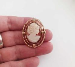 Antika Altın Kaplama Hakiki Shell Cameo Kolye Ucu Broş