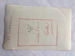 TÜRK SANAT MÜZİĞİ SANATÇISI NİGAR ULUERER'İN PARMAĞINDAKİ MÜCEVHER YÜZÜĞÜN ORİJİNAL FOTOĞRAFI - 18 x 12 cm EBADINDA