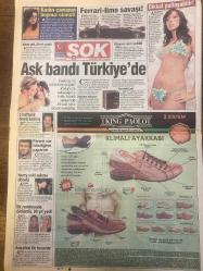 ŞOK GAZETESİ DOĞUM GÜNÜ HEDİYESİ - 7 MART 2008 - TAM TAKIM 12 SAYFADIR -Zeynep - Helin Avşar - Petek Dinçöz - Belen - Hande Subaşı - Özcan Deniz - Aslı Tandoğan - Kayahan - Ebru Akel - Acun Ilıcalı - Bülent Ersoy - Nuri Alço - Mustafa Altıntaş - Burcu Esmersoy - Şebnem Ferah - Tanrıverdi - Aslan - İhsan - Sıtkı Koçman - Yeşim Erçetin - Sıtkı Özgerim - Ziynet Sali - Ben Kocamı Yaktım O da Beni Bitirdi - Yeşil Kart Kaldırılıyor - Hepinizi Antalya’ya Bekliyorum - 1 Günde Tam 1 Milyon YTL’lik Forma Satıldı - Türkiye’de Garip Şeyler Oluyor - Aşk Bandı Türkiye’de - Kadın Çavuşun Boynuz Cinneti - Ferrari Limo Savaşı - Dikkat Patlayabilir - Genç Kızlar Dikkat Tuzağa Düşmeyin - Helin Evimi Gelip Görmeniz Lazım - Nuri Alço Patlaması - Ava Giderken Avlandı - Avrupa Yakası Şebnem’in Göğüslerini Sansürledi - Podiumda Kapkaç - Ekmek Çarpsın - Çin Çin - Kadere Bak - Alt Tarafı Bir Karış - Yavrum Bu Ne Hal - Çizer: Arda Aladağ - Çizer: Bordo