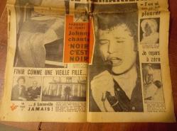 JOURNAL ICİ PARIS DU 25 AU 31 EKİM 1966 / SYLVIE VARTAN VE JOHNNY HALLYDAY KONULU FRANSIZ GAZETESİ...