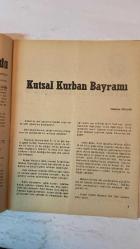 GÜNÜN KADINI AYLIK KADIN MECMUASI DERGİSİ - KASIM 1979 — SAYI: 135  PERİHAN URAL - ORHAN URAL - M. RIDVAN BÜYÜKKÖK - MUAZZEZ ÜNALAN - MELİH ÖZER - İLTER VEZİROĞLU - SEVİM TÜZÜNALP - M. ALİ AKPINAR - SUMRU ANLAR - ERAY TANIR - N. AHMET BANOĞLU - İSA KAYACAN - HALİT ÇELİKOĞLU - NİLSU SÖNMEZ - MAHMUT ANLAR - S. SAYIN - MADAM GISCARD D’ESTAING - PILAR HERRAIZ  ATAMI ANIYORUM - KUTSAL KURBAN BAYRAMI - ORHAN URAL’IN 1. ÖLÜM YILI - ULU ATA’MI AYDAN AYA - PARANIN AİLE HAYATINDAKİ ROLÜ - KENDİNİ İHMAL HASTALIĞI - MADAM GISCARD D’ESTAING İLE SÖYLEŞİ - HALİT ÇELİKOĞLU İLE ÖZEL RÖPORTAJ - TAM TAKIM EKSİKSİZ  34 SAYFA