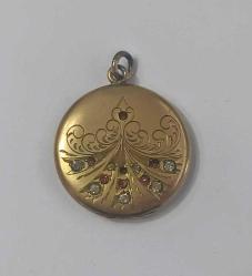 Antika  Victorian Altın Dolgu ( Gold Filled)  Şeffaf ve kırmızı Paste Taşlı  Locket Resimlik Kolye Ucu