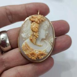 Vintage 14 Ayar Altın Hakiki Shell Cameo Bayan Portre  Kolye Ucu Broş  İtalya