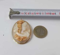 Vintage 14 Ayar Altın Hakiki Shell Cameo Bayan Portre  Kolye Ucu Broş  İtalya