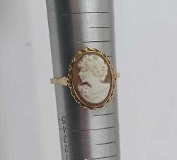 Vintage 14 Ayar Altın Hakiki Shell Cameo Bayan Portre  Yüzük İtalya Ölçü 7
