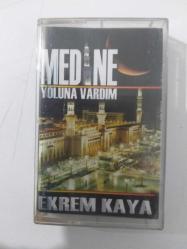EKREM KAYA Medine Yoluna Vardım  - KASET ( Vokal: Orhan Sarı, Ekrem Kaya, Zikir: Ekrem Kaya )