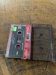 LEVENT YÜKSEL - AŞKLA - KASET