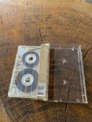 GRUP YORUM - KUCAKLAŞMA - KASET