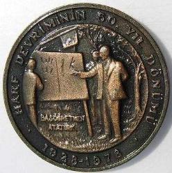 1978 TÜRK NÜMİSMATİK DERNEĞİ HARF DEVRİMİNİN 50. YILDÖNÜMÜ HATIRA BRONZ MADALYON