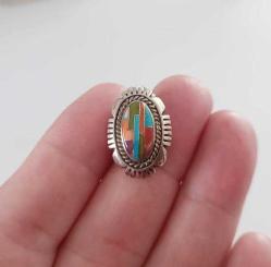 Vintage 925 Ayar Gümüş Micro İnlay Taşlarla Bezenmiş Küpe Navajo Amerika