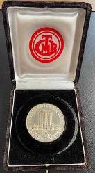 T.C. MERKEZ BANKASI 10. YIL HİZMET ARMAĞANI MADALYONU ORJİNAL KADİFE KUTUSUNDA 114,75 GR GÜMÜŞ