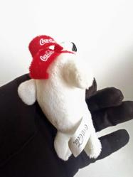 Coca Cola Lisanslı Peluş Yavru Fok Balığı - Küçük Boy