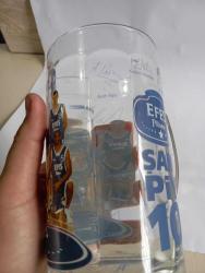 Efes Pilsen kulplu bira bardağı.0.7 lt 2002-3 döneme basketbol sampiyon takimi