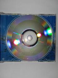 Cd Deniz Arcak kıpır kıpır albümü. Orijinal. Dinlemeyi etkilemeyen çizikler var. Sorunsuz çalışıyor.