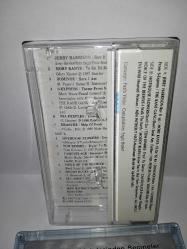 Kaset Dünya Listelerinden Seçmeler vol 2. the world of pop hits. 1988 Yonca plak kağıt Baskı