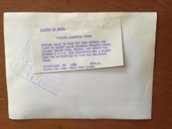 KIBRIS BARIŞ HAREKATI'NIN ORİJİNAL AJANS-BASIN FOTOĞRAFI - 21 x 15,5 cm EBADINDA - KIBRIS'TA SINIR HATLARININ KESİNLİKLE ÇİZİLMESİ KONUSUNDA TÜRKİYE ve YUNANİSTAN'IN TEMSİLCİLERİ OLARAK TÜRK TEMSİLCİSİ ALBAY NEZİHİ ÇAKAR ve YUNAN TEMSİLCİ BİNBAŞI EVANGELOS SOLAKİS HELİKOPTERLE İNCELEME UÇUŞLAR YAPILDIĞI SIRADA YAN YANA OTURURLARKEN, 1974,