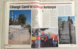 ARTIHABER HAFTALIK AKTÜALİTE DERGİSİ - SAYI: 35 - TARİH: 15–21 AĞUSTOS 1998 - 114 SAYFA – YÜKSELEN DEĞER BASKETBOL: PARA BU POTANIN ALTINDA – AĞAR'A AĞIR DESTEK – DEMİREL VE EVREN'İN MEHMET AĞAR'IN OĞLUNUN DÜĞÜNÜNDE NİKAH ŞAHİDİ OLMASI NASIL YORUMLANMALI? – AĞAR'IN DÜĞÜNÜ SUSURLUK DOSYASININ KAPATILMASINI MI SİMGELİYOR? – ABD'DE KÜRT KONFERANSI – GÜNEYDOĞU DİPLOMASİDE İKİNCİ KIBRIS MI OLACAK? – TARİHİ CAMİ: FP YIKILMAYA TERKETTİ, ÖDP KURTARDI – HÜLYA AVŞAR VE NUSRET BAYRAKTAR'LI BİR ÖYKÜ – MENAPOZ GELDİYSEN HABER VER – GEMİ MÜZE – ORDU KÜRESEL SERMAYEYE KARŞI – GENÇ ANLAR YOL AYRIMINDA – TÜRKEŞ TV PATRONU – ÜRKÜTEN SAVUNMA İŞBİRLİĞİ – WASHINGTON'DAKİ KÜRT KONFERANSI – GÜNEYDOĞU YENİ KIBRIS MI? – ABD SİYASİ ÇÖZÜMDE ISRARLI – TRABZON'U SEL ALDI – KARADAYI: İRTİCA TIRMANIŞTA – SEÇİMDEN KOALİSYON ÇIKAR – HAFTANIN PORTRESİ: YONCA EVCİMİK – YA TALEBAN KAZANIRSA – TÜRBANLI MİLLETVEKİLİ OLMAZ MI – SEÇİM EKONOMİSİ YOLDA – BENNU GEREDE – MEHMET AĞAR – TOLGA AĞAR – SÜLEYMAN DEMİREL – KENAN EVREN