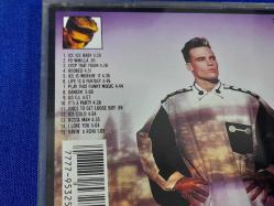 VANILLA ICE ICE BABY  MÜZİK CD