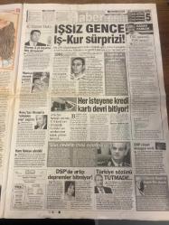 ŞOK GAZETESİ DOĞUM GÜNÜ HEDİYESİ - 7 HAZİRAN 2009 - TAM TAKIM 12 SAYFADIR -Ronaldinho-Jennifer Ellison-Mustafa Alabora-Cemil Çiçek-Yusuf G.-Ricardo Oliveira-Robinho-Naldo-Tuğba Ünsal-Seçkin Piriler-Mustafa Sandal-Hadise-Tülin Şahin-Desin Sıran Açıkgöz-Tuğba Özay-Ebru Şallı-Harun Tan-Serdar Ortaç-Teoman-Hanefi Ortaç-Mehmet Hanefi Ortaç-Eroğlu-Hasan Parkan-Zübeyde Hanım Minik yavrusunu uykuda öldürdü-Havlayacak ama ısıramayacak-Nerede bu çocuklar-Beni cezalandırın-Adana’da satırlı gaspçı dehşeti-Kumburgaz UFO’su dünyayı heyecanlandırdı-Ne olursunuz ölmeyin-İşsiz gence İş-Kur sürprizi-G.Saray’a gidiyorum benimle gelir misin-Carlos’un öğrencisi Naldo çok hevesli-Baş döndürüyor-Tatil keyfi başlıyor-17’lik çıtır sevgilim var-Teoman’dan yazın ilk açıkhava konseri-İngilizlerin dilinde İrem-DSP’de artçı depremler bitmiyor-Türkiye sözünü tutmadı-Zübeyde Hanım’ın hayatı film olacak