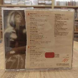 SEZEN AKSU SÖYLÜYOR CD KIRMIZI BANDROL