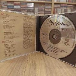 SEZEN AKSU SÖYLÜYOR CD KIRMIZI BANDROL