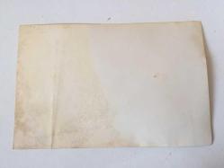 KIBRIS BARIŞ HAREKATI'NIN ORİJİNAL AJANS-BASIN FOTOĞRAFI (AÇIKLAMAYI OKUYUNUZ) - 18 x 12 cm EBADINDA - KARARGAH BAHÇESİNDE DEVRİYE GEZEN ASKERLER, 1974