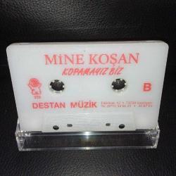 Kaset Mine Koşan kopamayız biz albümü. Orijinal. Destan Alman baskı. kartoneti yok. baştan sona dinlendi sorunsuz çalışıyor