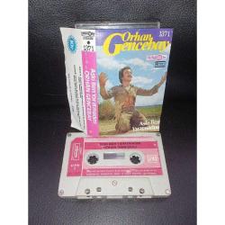 Kaset Orhan Gencebay Aşkı Ben yaratmadım albümü. Orijinal. Türküola 1371 Alman Baskı. Kaset, kartonet, ses orijinal ve temiz. NADİR çıkar. Koleksiyonluk.