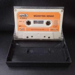 Kaset Müzeyyen Senar. Orijinal. Uzelli 207 Alman baskı. Kartoneti yok. Sorunsuz çalışıyor.