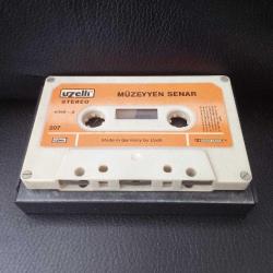 Kaset Müzeyyen Senar. Orijinal. Uzelli 207 Alman baskı. Kartoneti yok. Sorunsuz çalışıyor.