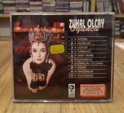 ZUHAL OLCAY OYUNCU CD DÖNEM BASKI SARI BANDROL