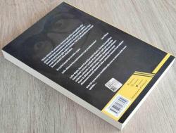 SAVRULUŞ - 1951 KORE SAVAŞI'NIN ROMANI