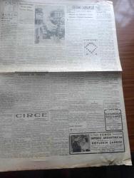 Tan Gazetesi - 5 Sonteşrin (Kasım) 1940 - Balkanların bugünkü manzarası yazan Zekeriya Sertel Başmakale - Ankara'daki merasim Dil tarih coğrafya fakültelerinin yeni binası dün açıldı fotoğraf - Almanya sulh şayialarını tekzip ediyor - Ciano İle Ribbentrop arasında yeni bir mülakat yapılıyormuş - Yunanistan Arnavutluk hududundaki hareket sahasını ve Yunan adalarını gösterir harita - Yunanlılar epir cephesi'nde de taarruza geçti - İsmet İnönü'nün Nutku sofya'da iyi akisler bıraktı - İngiltere Tuna işi için Rusya'yı protesto etti - tarihe karşı kim mesul yazan Sabiha Zekeriya Sertel - hava harpleri 4 ayda 2.442 Nazi tayyaresi imha edildi - libya'ya asker erzak tahşidi devam ediyor - Sdyney Saffıharp gemisi tarafından tahrip edilen bartolomev colleoni İtalyan Kruvazörü batarken fotoğraf - bugünkü radyo programı - şehir Meclisi açıldı Vali Lütfi Kırdar Bu yıl yapılacak işleri izah etti - İş Bankası tasarrur ikramiyeleri - gözüme çarpanlar yazan Sevim Sertel -  köylerin şarkısı Sümer'de