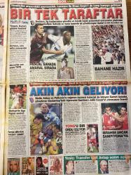 ŞOK GAZETESİ DOĞUM GÜNÜ HEDİYESİ - 4 AĞUSTOS 2002 - TAM TAKIM 12 SAYFADIR -Tansu Çiller-Aygün Çolaklı-Melek-Gülen-Yılmaz Erdoğan-Aziz Yıldırım-Fatih Terim-Nuno Gomes-Chiesa-Lorant-Julio Cesar-Samet Aybaba-Zdravkov-Pascal Nouma-Amaral-Muazzez Ersoy-Cem Yılmaz-Yeni Yılmaz-Kenan İmirzalıoğlu-Demet Akalın-Ayşe Hatun Önal-Nükhet Duru-Serdar Ortaç-Aylin Arasıl-Seçkin Piriler-İlhan Mansız-Sibel Can-Sulhi Aksüt-Gülben Ergen-Aylin Arasıl-Gamze Kanıkçıoğlu-Sebahat Kahraman-Buse-Kemal Hakan-Hasan Partan Vekiller durun işiniz daha bitmedi-Mucize tedavi-Dünyayı yine şaşırttık-Melek ve Gülen yüzü-Erken seçim Tansu Çiller’i aşka getirdi-Zorladı zorladı sonunda başardı-Kanarya ışıl ışıl-Yetki Terim’de-Bir tek taraftar-Akın akın geliyor-40’ından sonra azanı aşk paklar-Çarıklı trilyoner-Bağını koparan soyunuyor-Armut pis ağzıma düş-Sevgi yaşatıyor-Ölüm turu-Keçi dersi-Çok seçkinim-Sulhi bey karısını hayranlıkla izledi