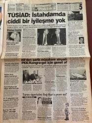 ŞOK GAZETESİ DOĞUM GÜNÜ HEDİYESİ - 26 HAZİRAN 2004 - TAM TAKIM 12 SAYFADIR -Necati Şaşmaz-Polat Alemdar-Hamit Altıntop-Aziz Yıldırım-Pierre Van Hooijdonk-Sergen Yalçın-Serdar Bilgili-Victoria Beckham-Monica Bellucci-Brad Pitt-Ece Gürsel-Burak Kılçık-Fatih Sigorta-Savaş Ay-İbo-Şenol Güneş-Muhammer Güler-Celalettin Cerrah-Bush-Kadiriler-Tarikat şeyhi-Ömer Lütfi Mete-Cüppeli-Hamit Altıntop-Kürşat-Demirören-Del Bosque-Gallardo-Mondragon-Cansın-Victoria-Turdan eminler-Doğan temkinli-Tarikat vadisi-Vadide skandal-Tarikat vadisi-Kurtlar Vadisi-Şehvet gemisi-Tinerciler öldürdü organları yaşatacak-Öğretmenim babam benim-Darbe üstüne darbe-Bush için özel silah-Aşkın kuluyum-Ölmek istemeyen bu haberi okusun-Fener’de son bomba Hamit-Kimler uçağı kimiler de keçileri kaçırdı-Eski sistem dönüyor-Araba çekilişine büyük ilgi-Euro dizele yedirim zam-Psikolojikmiş-100 trilyon harcadı-Monica zam yaptı-Victoria’nın uğuru tutmadı-Ojeli Brad Pitt-Büstünü dikeliğin-Kaplan bunları parçalar-Malatya Aslan oldu-S