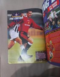 1997 Match Yearbook futbol spor dergisi CANTONA BECKHAM GİGGS GULLİT BERGKAMP GİNOLA SLAVEN BILİÇ