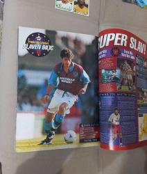 1997 Match Yearbook futbol spor dergisi CANTONA BECKHAM GİGGS GULLİT BERGKAMP GİNOLA SLAVEN BILİÇ