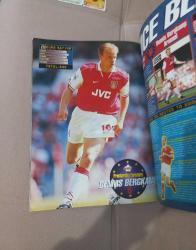 1997 Match Yearbook futbol spor dergisi CANTONA BECKHAM GİGGS GULLİT BERGKAMP GİNOLA SLAVEN BILİÇ